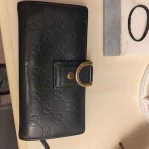 Authentic Black leather Gucci wallet